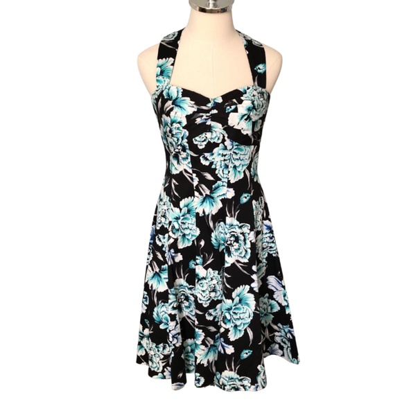 White House Black Market Dresses & Skirts - ❤️SOLD❤️HALTER DRESS BLACK, BLUES, TEALS FLOWER PRINT WITH SIDE SEAM POCKETS